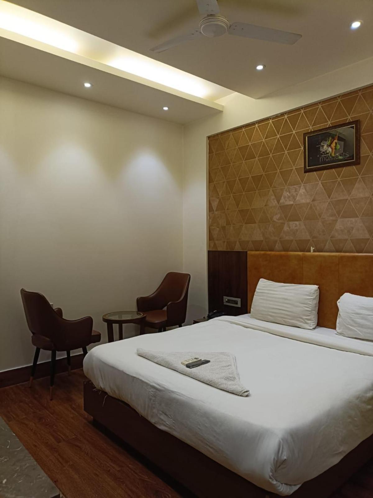 Hotel Parklane Agra (Uttar Pradesh) Kültér fotó
